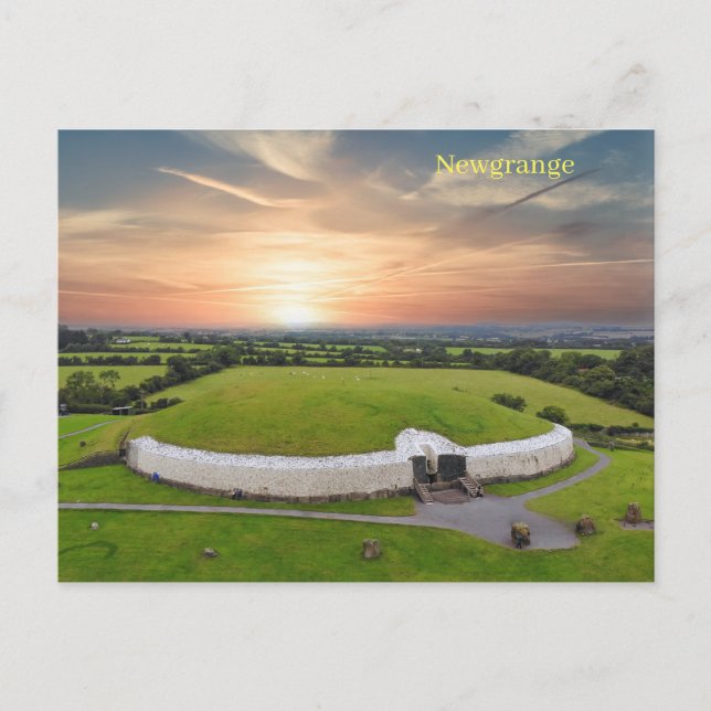 Cartão Postal Tomb de Passagem da Idade da Pedra da Newgrange (Frente)