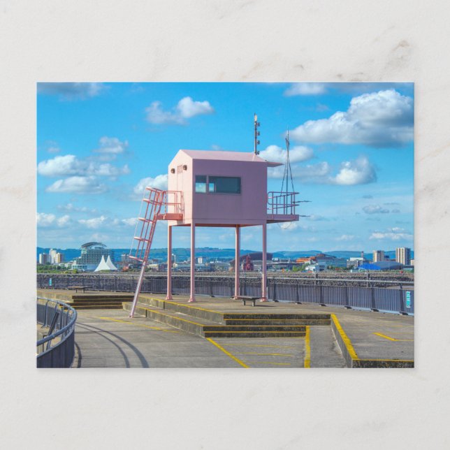 Cartão Postal Torre rosa/Hut Cardiff Bay Cardiff, País de Gales  (Frente)