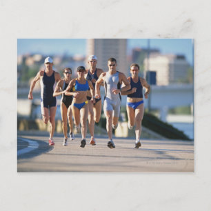 Cartão Postal Triathloners Executando 5
