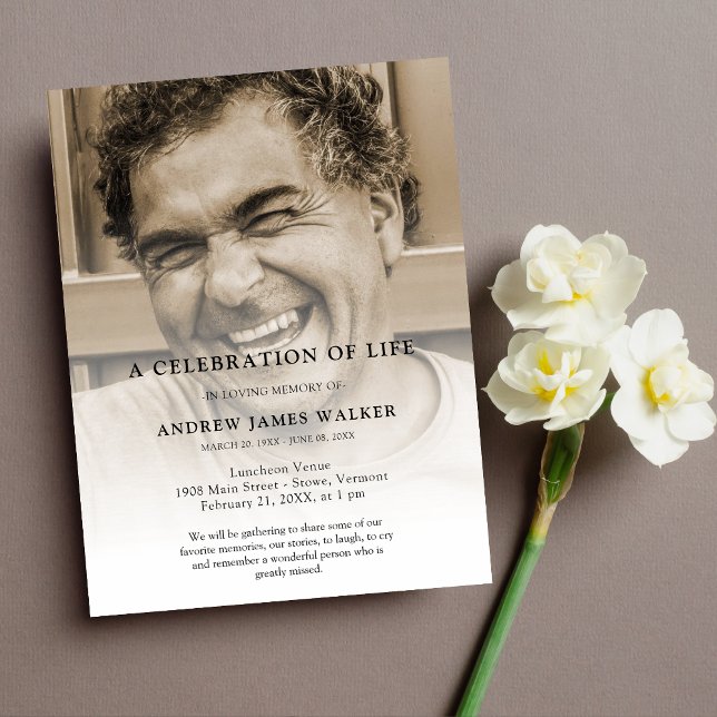 Cartão Postal Tributo de Foto Funeral Memorial (Celebration of Life Photo Postcard)