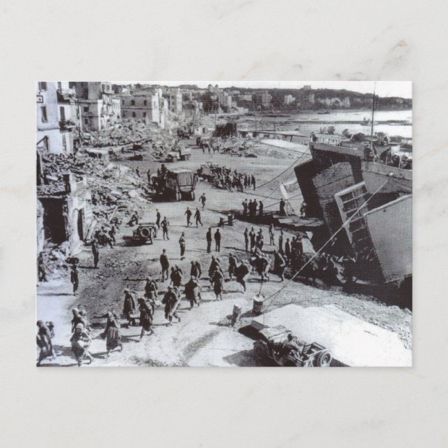 Cartão Postal Tropas da Segunda Guerra Mundial desembarcando, An (Frente)