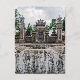 Cartão Postal Túmulo em Hue Graveyard, Vietnã