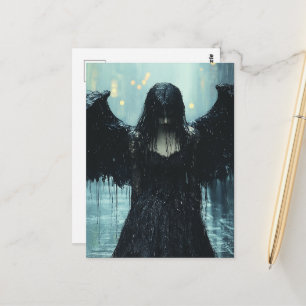 Cartão Postal Um Anjo Negro Assustador na Fantasia da Chuva