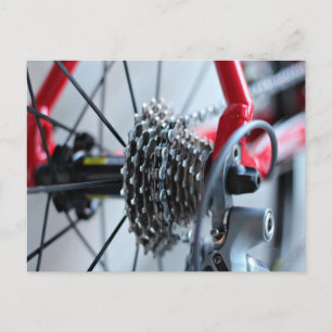 Cartão Postal Uma Bicicleta Vermelha Com Várias Artes A Um