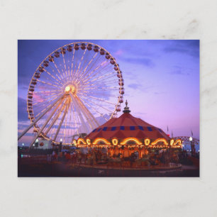 Cartão Postal Uma roda gigante e carrossel no Navy Pier em