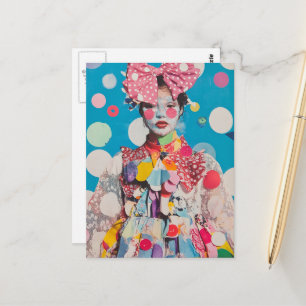 Cartão Postal Uma senhora colorida com um laço grande e bolinhas