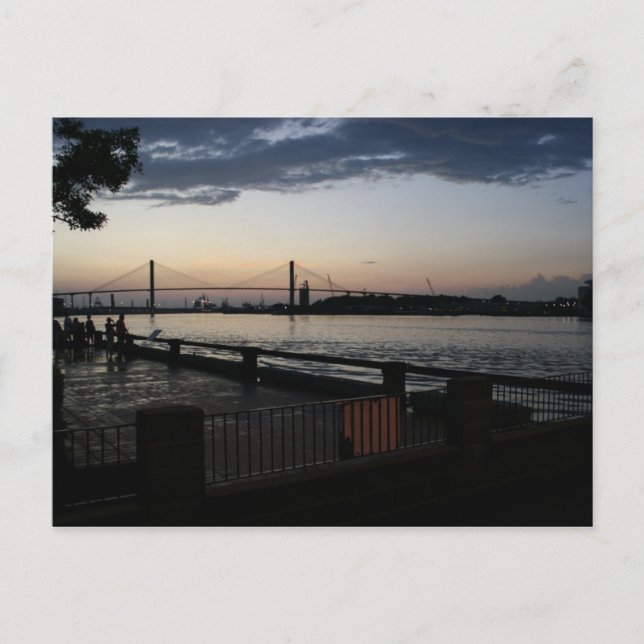 Cartão Postal Uma Vista de uma Noite de Verão em Savannah Geórgi (Frente)