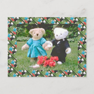 Cartão Postal Ursos de pelúcia, casal de casamento no jardim