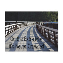 Vá para a pilha extra... Cartão-postal Trestle