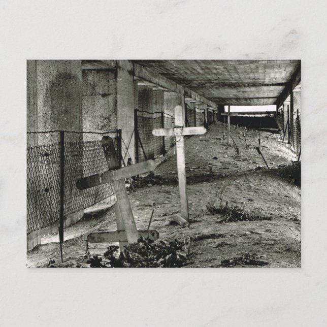 Cartão Postal Verdun, Bayonet monumento 1ínterior (Frente)