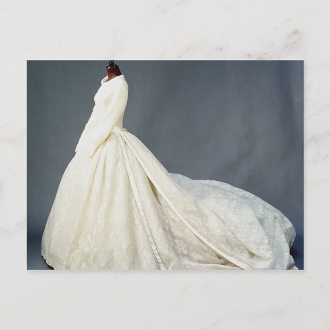 Cartão Postal Vestido de casamento de Katharine Worsley (Frente)