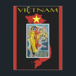 Cartão Postal Viagem Antiga Saigon Vietnã<br><div class="desc">Qualquer pessoa adoraria receber este cartão postal de viagem antigo com um mapa do Vietnã e uma ilustração retrô de duas mulheres na cidade de Saigon.</div>