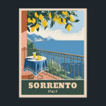Cartão Postal Viagens vintage Sorrento Itália Retro à beira-mar<br><div class="desc">Experimente a beleza encantadora de Sorrento,  Itália,  com este design. Infundada com vibrações nostálgicas e charme de safra,  esta peça captura a atração pitoresca do eterno da cidade costeira num estilo retrorminimalista que combina a estética do século médio com uma reviravolta moderna.</div>