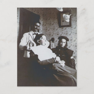 Cartão Postal Vintage Dentist