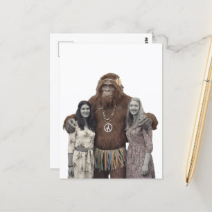 Cartão Postal Vintage Hippie Ladies e Sasquatch