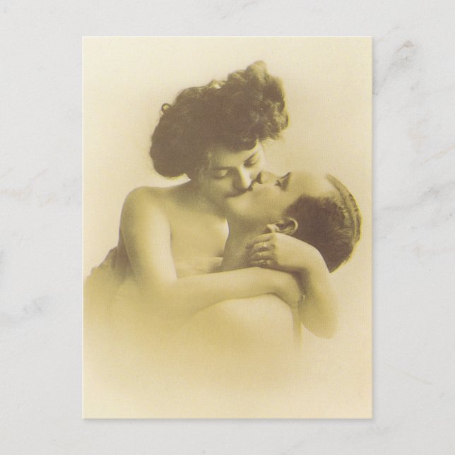 Cartão Postal Vintage love couple kissing sepia illustration (Frente)