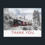 Cartão Postal Vintage Train Winter Christmas Cena de Natal Obrig<br><div class="desc">Obrigado postal com uma fotografia de uma paisagem de inverno nevada com pinheiros cobertos de neve. Um trem vermelho,  dourado e preto à moda antiga,  viajando pela natureza selvagem. Conjuga os pensamentos de voltar para casa no Natal. Mensagem personalizada no verso.</div>