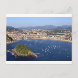 Cartão Postal Visão cêntrica da bela costa de San Sebastian