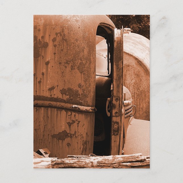 Cartão Postal Visão Diferente do Caminhão Antigo na Sépia (Frente)