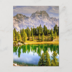 Cartão Postal Vista Cênica Deslumbrante das Montanhas Dolomitas