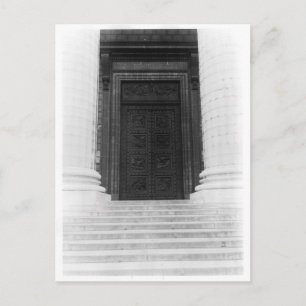 Cartão Postal Vista da porta de La Madeleine