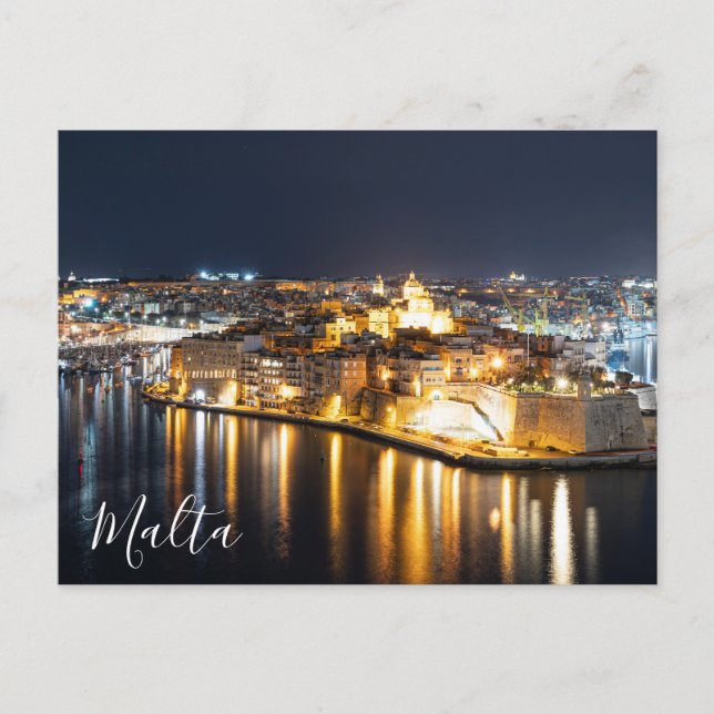 Cartão Postal Vista de três cidades em Malta à noite (Frente)