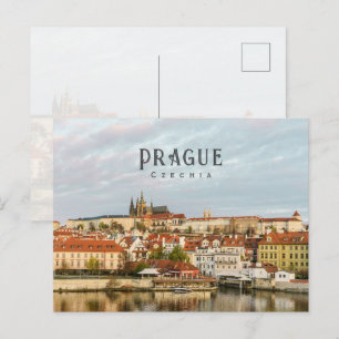 Cartão Postal Vista panorâmica do rio de Praga, foto de viagem d