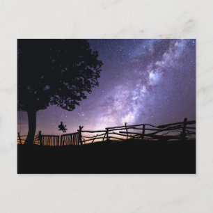Cartão Postal Visualizando o Universo a partir de um Swing