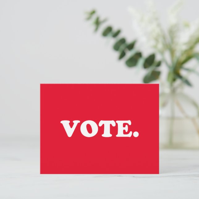 Cartão Postal Votar tipografia vermelha e branca moderna (Em pé/Frente)