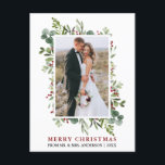 Cartão Postal Watercolor Greenery Red Berries Novo Natal<br><div class="desc">Elegante Watercolor Winter Greenery Felry Christmas Photo Newlyws Holiday Postcard inclui folhas de eucalipto e groselhas vermelhas.</div>