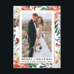 Cartão Postal Watercolor Winter Floral Newwn Christmas<br><div class="desc">A Elegante Watercolor Winter Floral Newlywing Photo Merry Christmas Postcard inclui belas poinsettias vermelhas com aquarela,  verde botânico,  folhagem de inverno,  bagas sagradas e rosas brancas. Dourado quadro.</div>