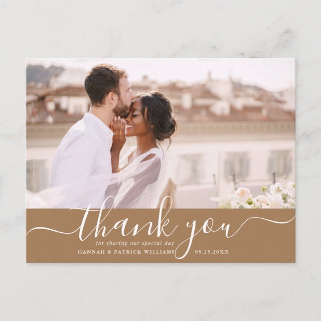 Cartão Postal White Script Modern Weding Obrigado Foto (Frente)