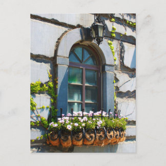 CARTÃO POSTAL WINDOWS DOORS FLOWERS BUILDING POSTCROSSING