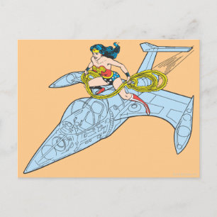 Cartão Postal Wonder Woman on Spaceship