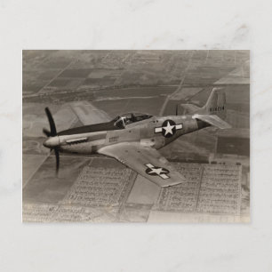 Cartão Postal WWII P-51 Mustang no voo