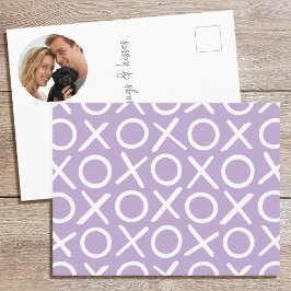 Cartão Postal XOXO Hugs & Kisses Photo Purple Typography Modern