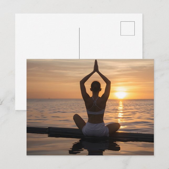 Cartão Postal Yoga na praia (Frente/Verso)