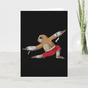 Cartão Preguiça de Muay Thai no Kickboxing como Chute de