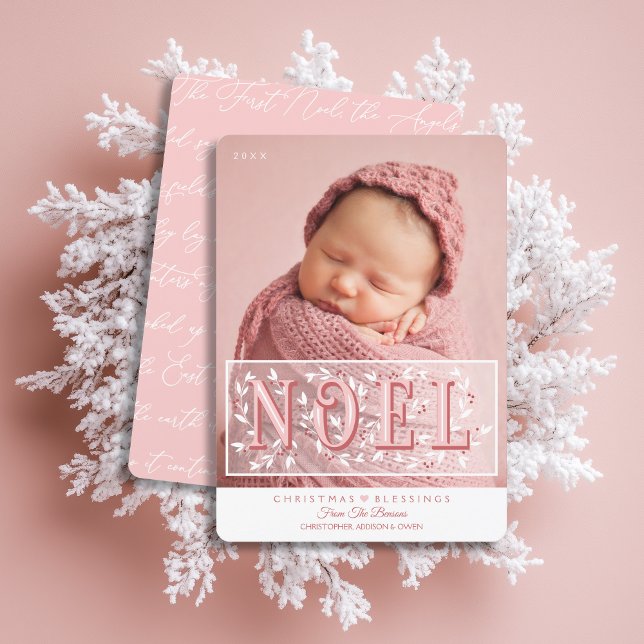 Cartão Primeiro Natal do Natal Elegante (Shown on a 5" x 7" card with rounded corners)