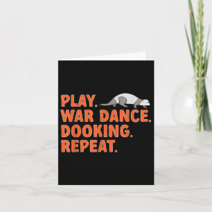 Cartão Proprietário do Ferret Tocar a Dança da Guerra Faz