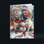 Cartão Pugs com o Natal de Snowman<br><div class="desc">Celebrar a época festiva com este cartaz de Natal Pug, animador, com dois Pug encantadores vestidos de chapéu e cachecóis aconchegantes. Colocados numa cena de inverno pitoresca, os Pugs sentam-se ao lado de um bonitinho bonitão vestindo um chapéu. Cercado por pineges cobertos de neve e morangos vermelhos, este cartão de...</div>