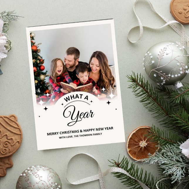 Cartão Que Ano em Revisão Várias Fotografias no Natal Mod (year in review what a year photo collage simple holiday photo minimalist christmas picture black )