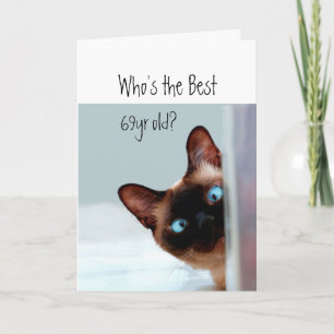 Cartão Quem é o melhor de 69 anos? Humor de Gato Gatito