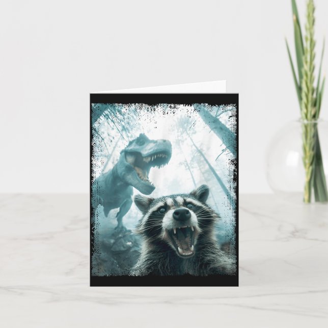 Cartão Raccoon Selfie With Tyrannosaurus T Rex Adventure  (Frente)