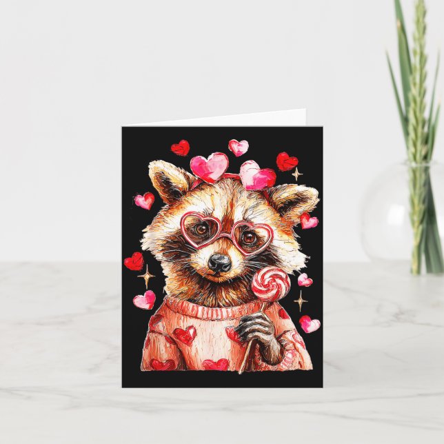Cartão Raccoon Valentines Day Funny Feral Raccoon Love He (Frente)