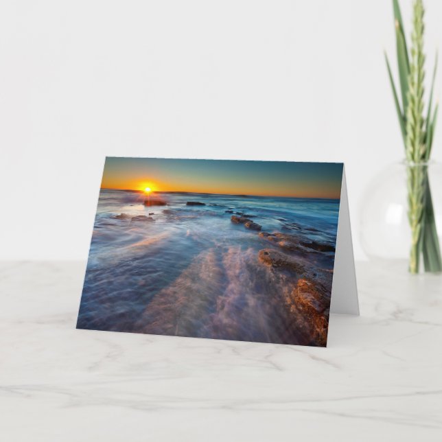 Cartão Raios de sol iluminam o Oceano Pacífico (Frente)