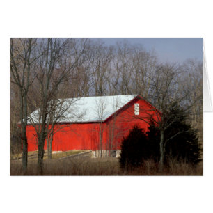 Cartão Red Barn Em Um Domingo De Manhã Sunny