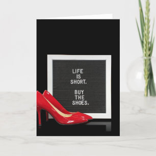 Cartão Red high heel shoes with message board