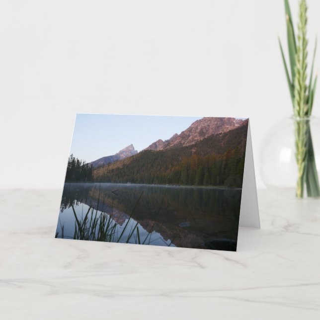 Cartão Reflexão do nascer do sol no lago String I (Frente)