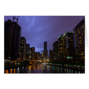 Cartão Relâmpago sobre o rio Chicago